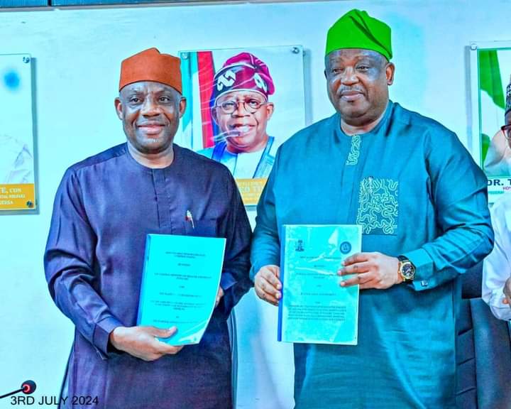 Signing of MOU between FMOH on behalf of FGN and Plateau State Government