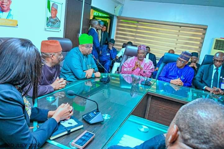 Signing of MOU between FMOH on behalf of FGN and Plateau State Government